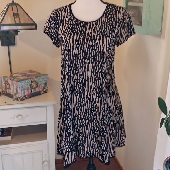 Silence + Noise Urban Outfitters Mini Dress. Whimsygoth, Beachy, Relaxed Mobwife - Picture 2 of 10